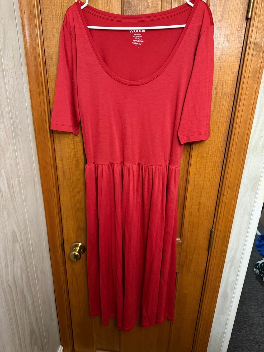 Wool& Sylvie Fit & Flare Dress
Coral Red / L Red Scoop Neck Midi Dress